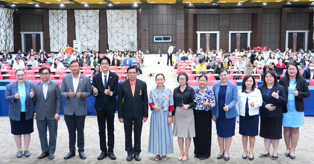 คณะพยาบาลศาสตร์และวิทยาการสุขภาพ มหาวิทยาลัยราชภัฏเพชรบุรี เข้าร่วมโครงการอบรมเชิงปฏิบัติการ เรื่อง “ปัญญาประดิษฐ์ (AI) เพื่อการจัดการเรียนการสอน”