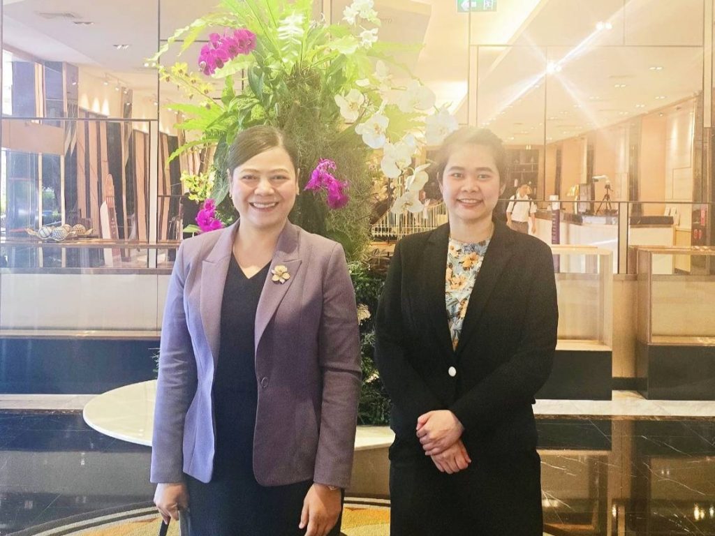 คณบดีคณะพยาบาลศาสตร์และวิทยาการสุขภาพเข้าร่วมประชุมคณบดีและหัวหน้าสถาบันการศึกษาสาขาพยาบาลศาสตร์ของรัฐ (ทคพย.)