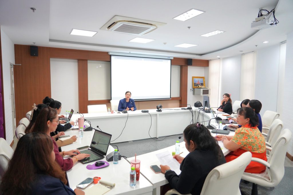 คณะพยาบาลศาสตร์และวิทยาการสุขภาพ จัดประชุมเพื่อถ่ายทอดข้อมูลจากการประชุมระดับมหาวิทยาลัยและกำหนดแนวทางดำเนินงานในระดับคณะ