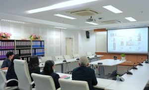 คณะพยาบาลศาสตร์และวิทยาการสุขภาพ จัดกิจกรรมกล่าวต้อนรับและแนะนำหลักสูตร พร้อมทั้งเปิดการเรียนภาคทฤษฎี หลักสูตรผู้ช่วยแพทย์แผนไทย 372 ชั่วโมง รุ่นที่ 2 และหลักสูตรการนวดไทยเพื่อสุขภาพ 150 ชั่วโมง ในรูปแบบออนไลน์