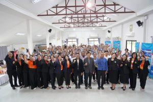 คณะพยาบาลศาสตร์และวิทยาการสุขภาพ จัดกิจกรรมอบรมเชิงปฏิบัติการ “ซีเนียร์ อสม. ฟอร์คิดส์” วันที่ 2 พร้อมจัดกิจกรรมสัมมนาวิชาการสัญจร “ปลดล็อก อสม. สูงวัย เพื่อการส่งเสริมพัฒนาการเด็กปฐมวัยในชุมชนตำบลปราณบุรี จังหวัดประจวบคีรีขันธ์”